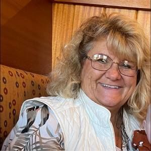 Meet your Posher, Cindy